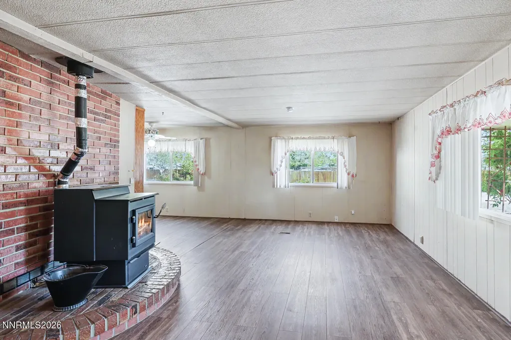 1380 River View Fallon NV 89406