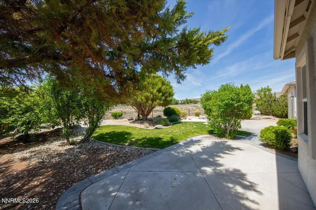 7607 Desert Vista Sparks NV 89436