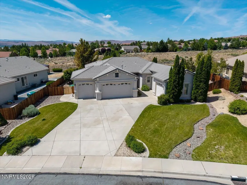 7607 Desert Vista Sparks NV 89436