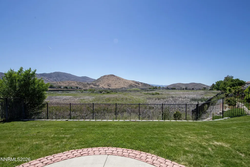 4812 Eaglewood Reno NV 89502