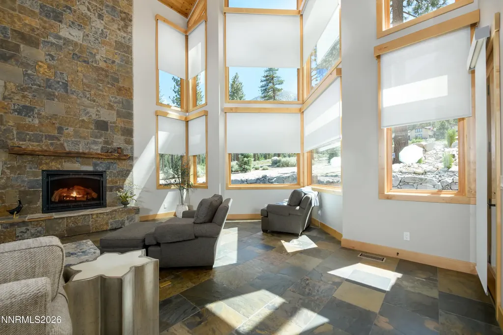 256 Forest Hill Gardnerville NV 89460