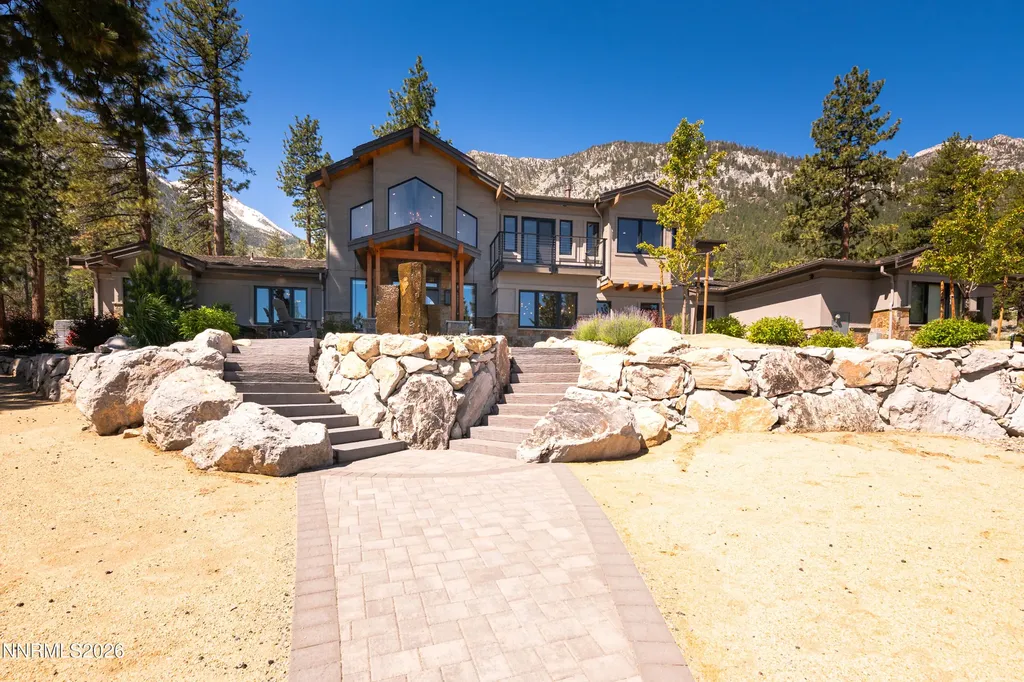 256 Forest Hill Gardnerville NV 89460
