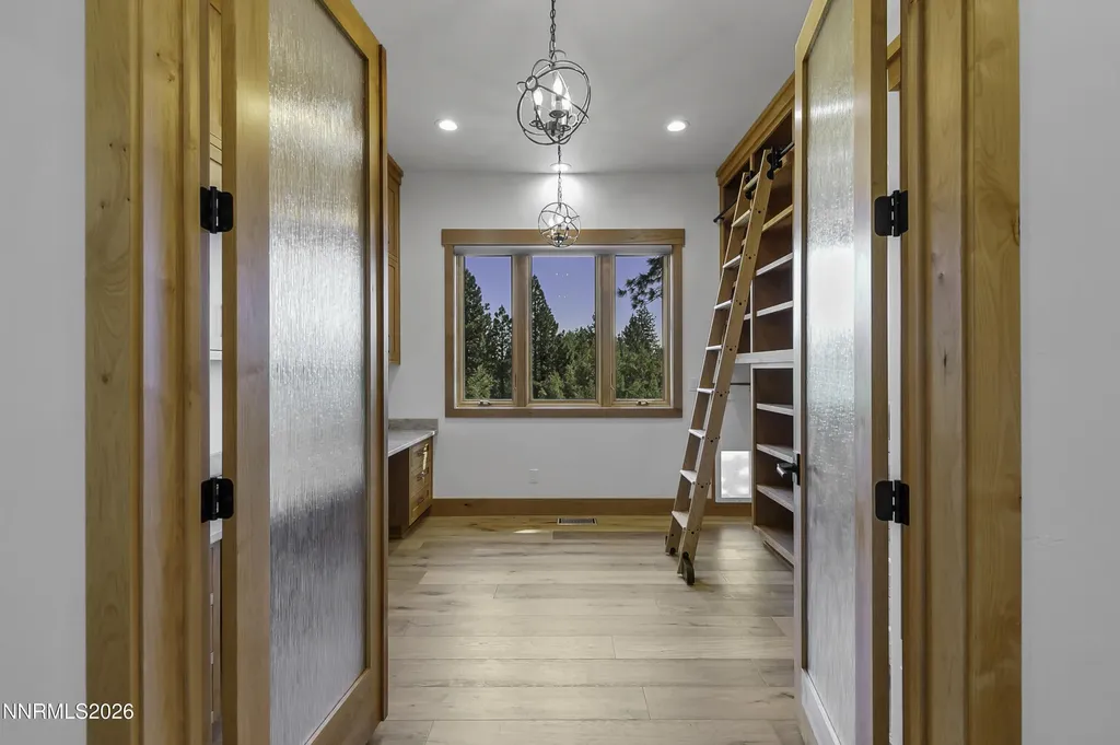 256 Forest Hill Gardnerville NV 89460