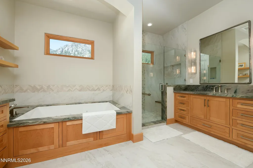 256 Forest Hill Gardnerville NV 89460