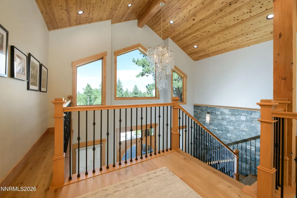 256 Forest Hill Gardnerville NV 89460