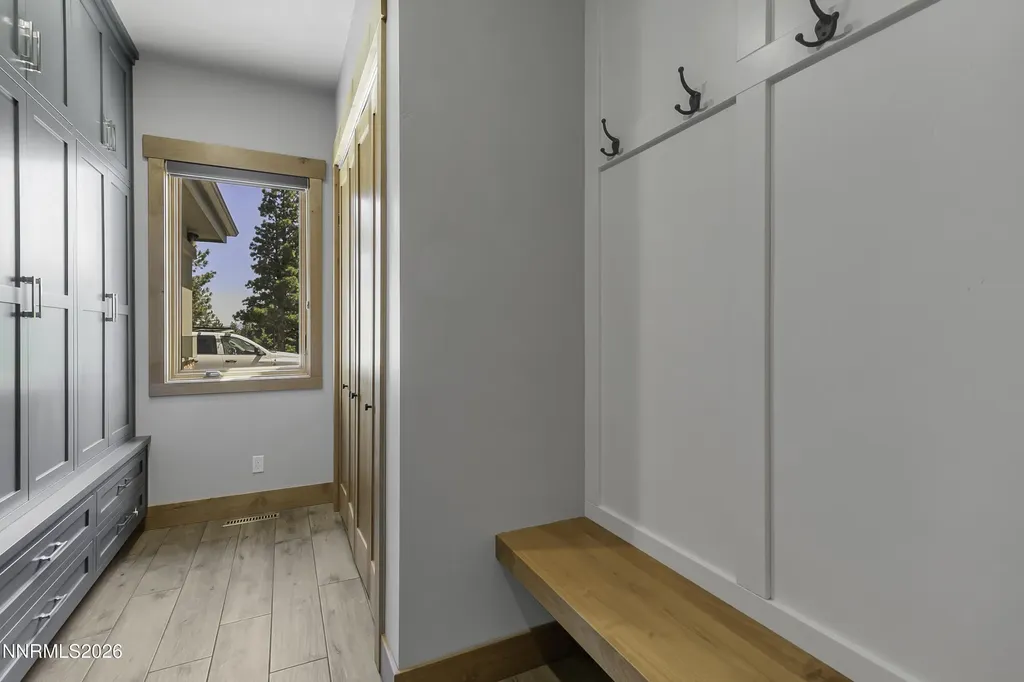 256 Forest Hill Gardnerville NV 89460