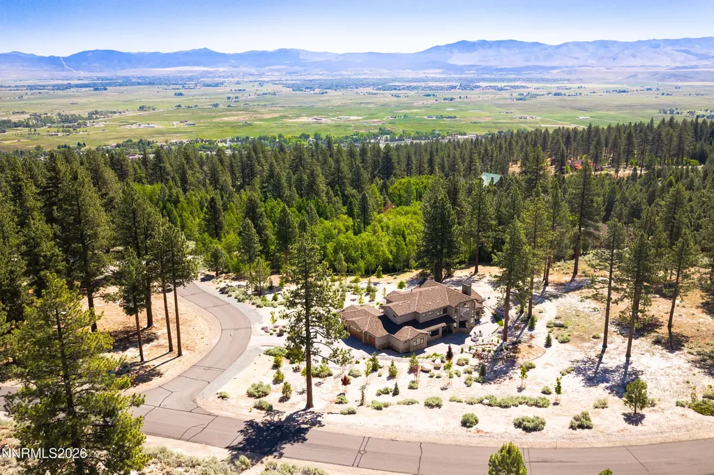 256 Forest Hill Gardnerville NV 89460