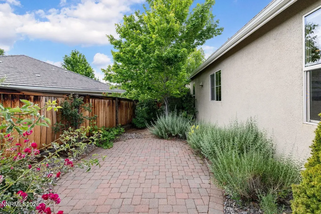 1840 Star Pine Reno NV 89523