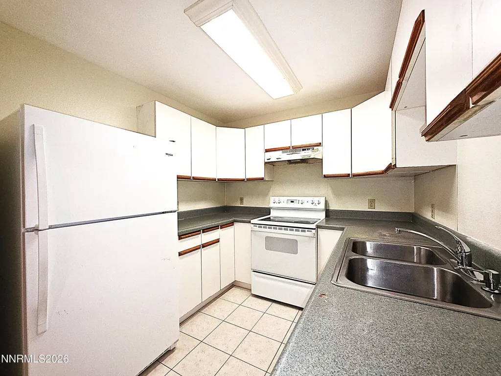 2345 Tripp Reno NV 89512
