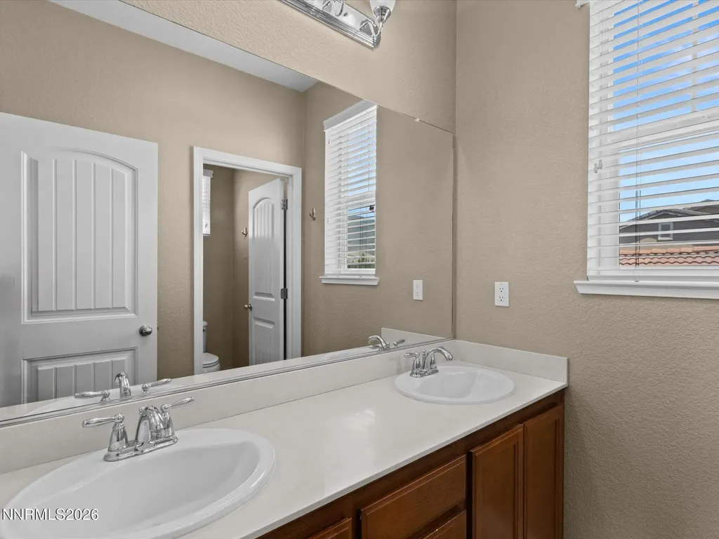9335 Lost Valley Reno NV 89521