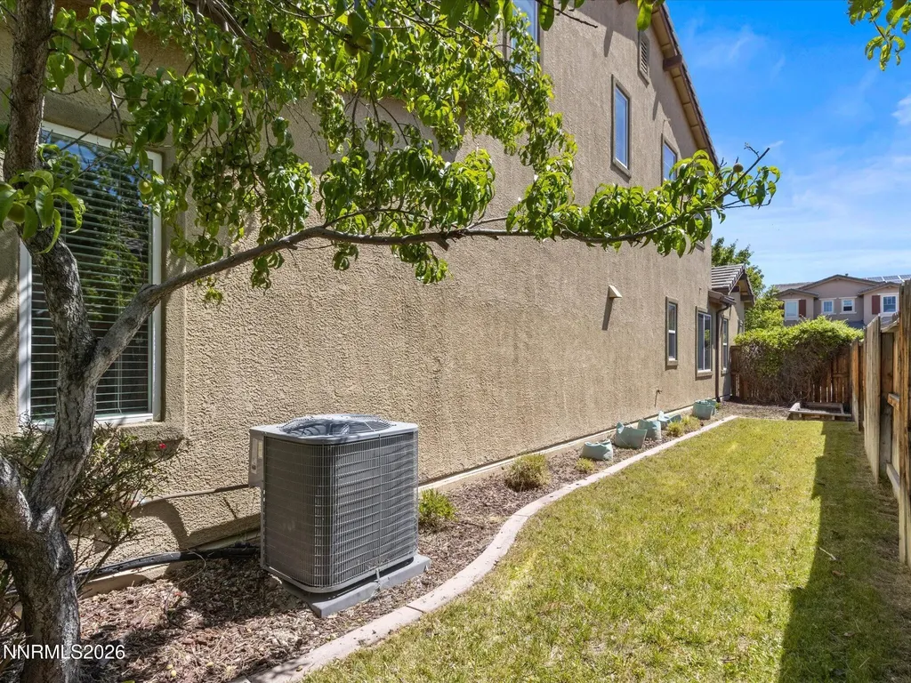 9335 Lost Valley Reno NV 89521