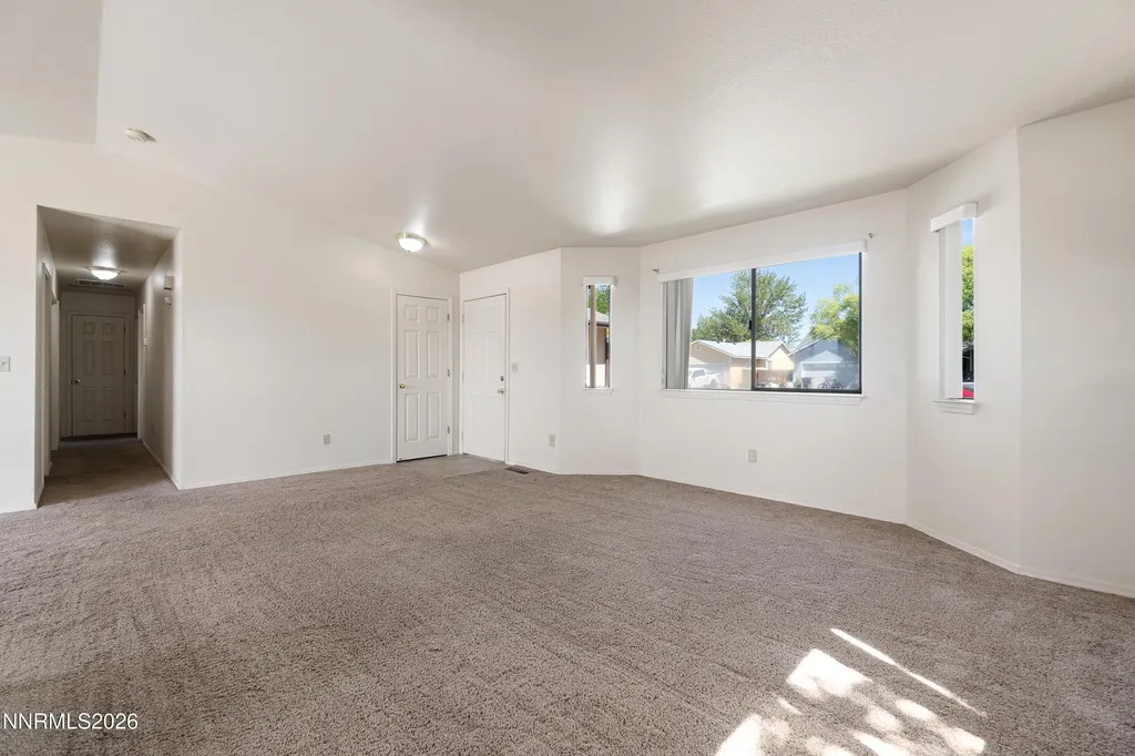 401 Kathy Yerington NV 89447