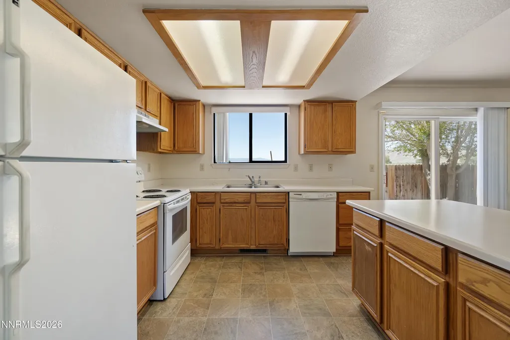 401 Kathy Yerington NV 89447