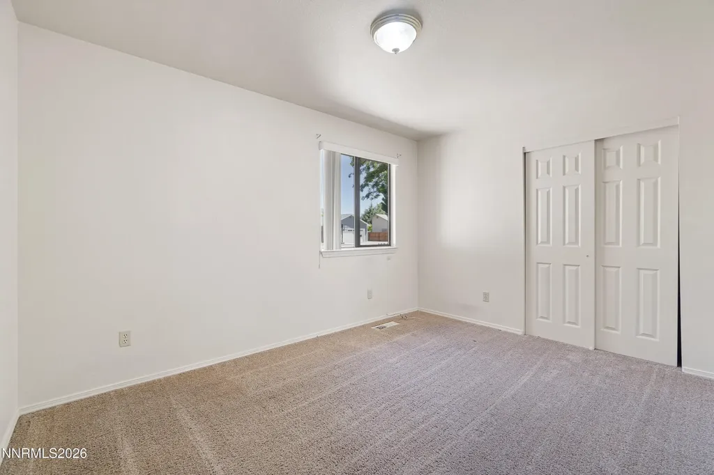 401 Kathy Yerington NV 89447