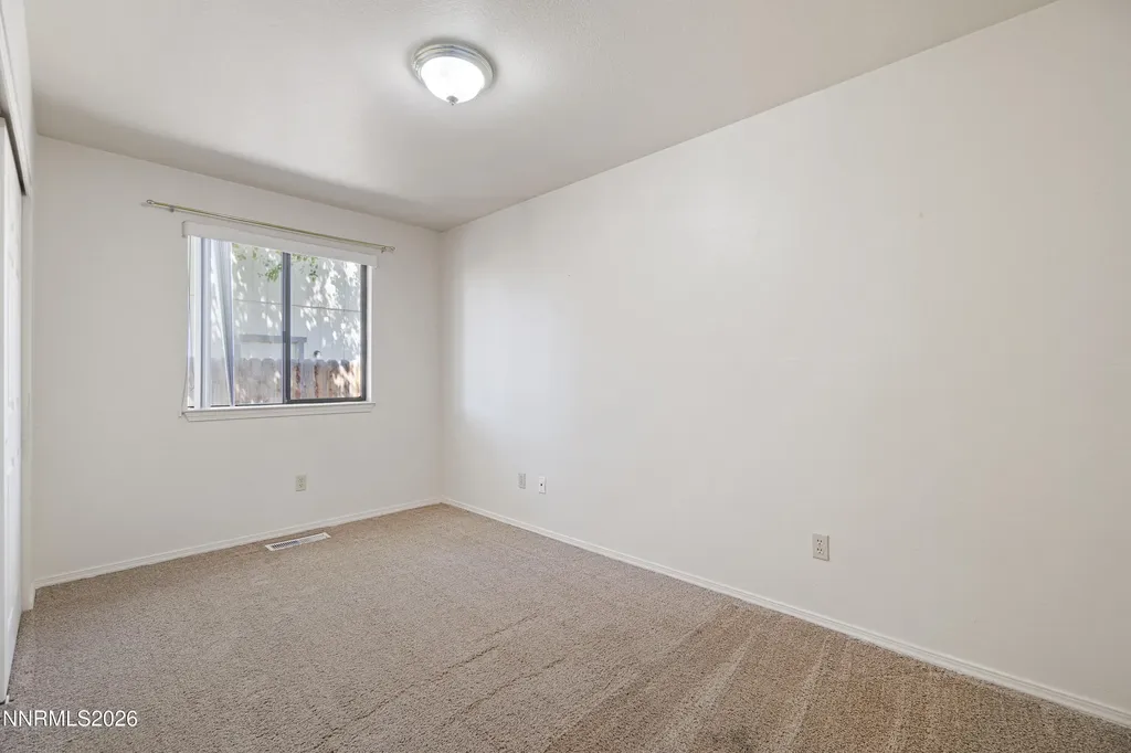 401 Kathy Yerington NV 89447