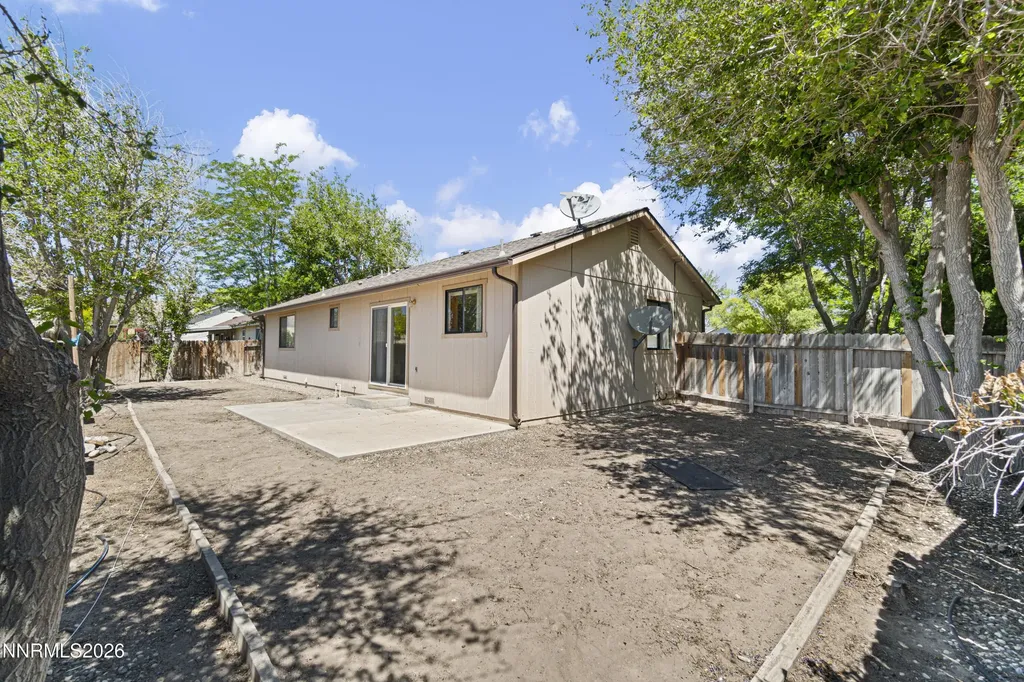 401 Kathy Yerington NV 89447