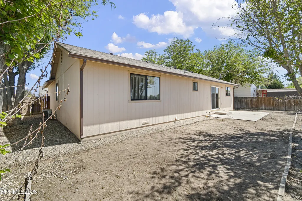 401 Kathy Yerington NV 89447