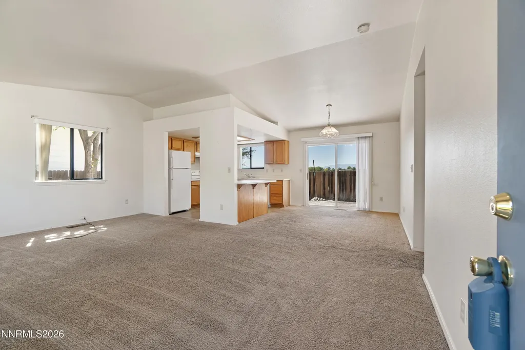 401 Kathy Yerington NV 89447