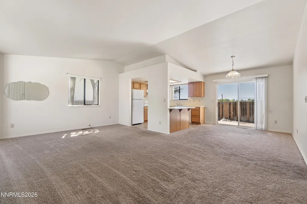 401 Kathy Yerington NV 89447