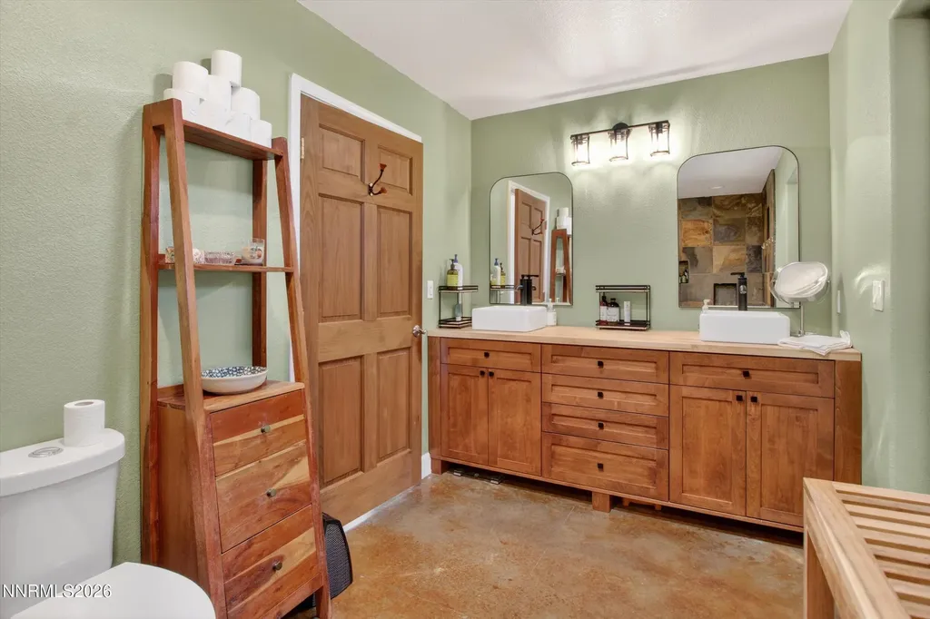 200 Curnow Canyon Reno NV 89510