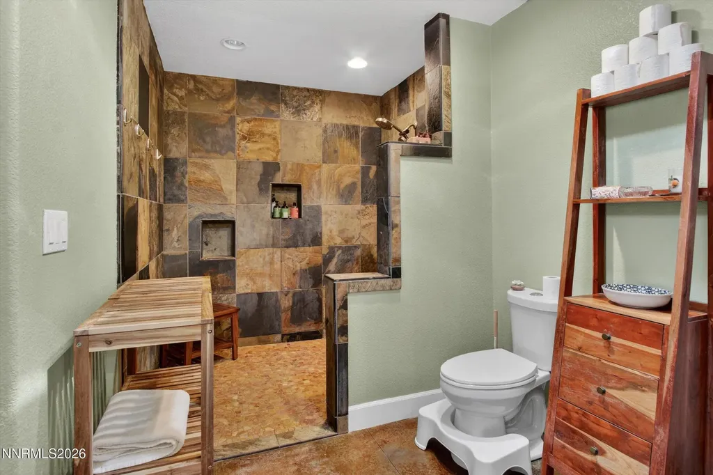 200 Curnow Canyon Reno NV 89510