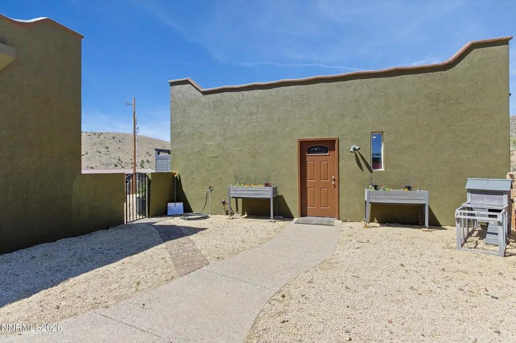 200 Curnow Canyon Reno NV 89510