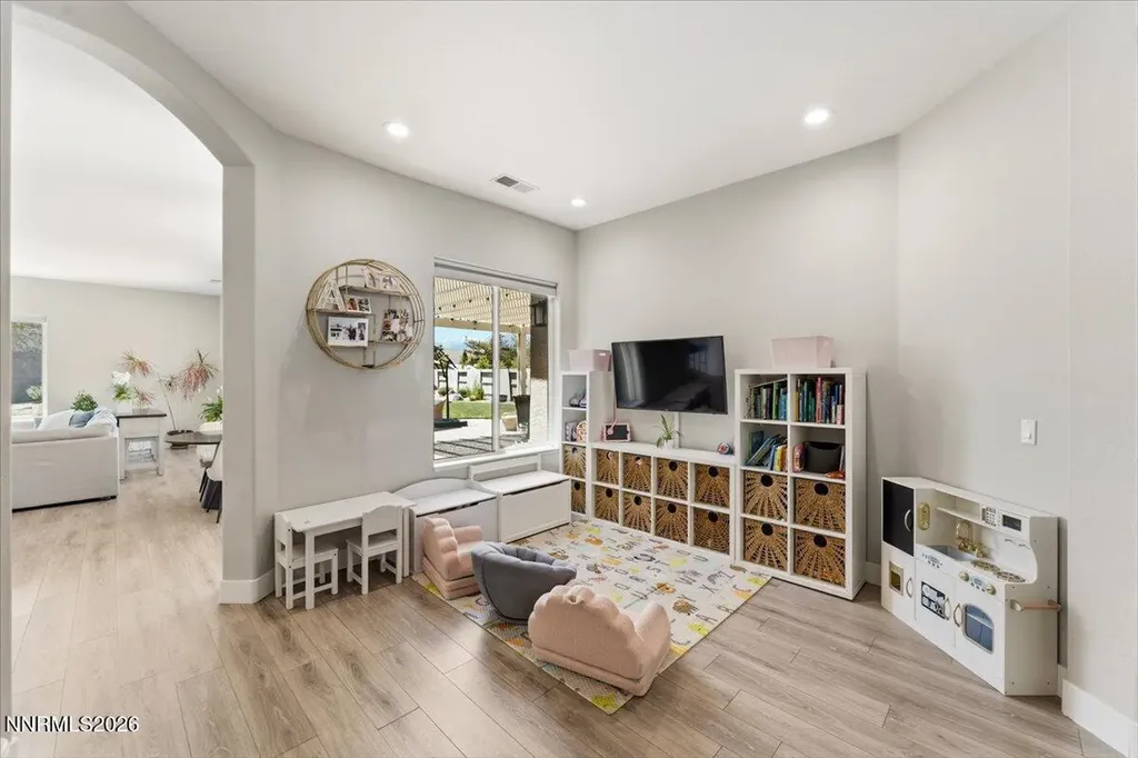 1606 Silverthread Reno NV 89521