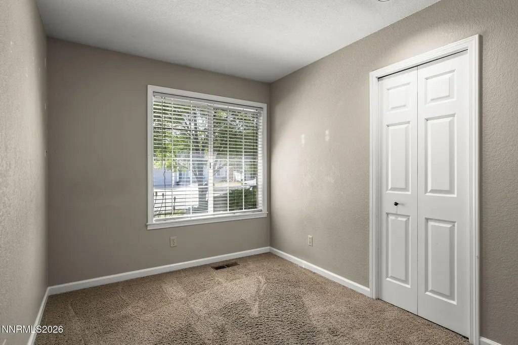 3387 Bonnyview Carson City NV 89701