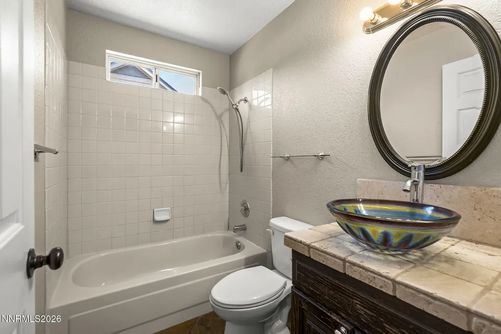 3387 Bonnyview Carson City NV 89701