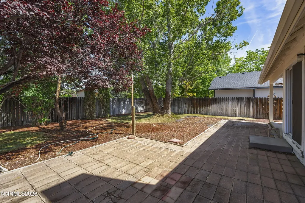 3387 Bonnyview Carson City NV 89701