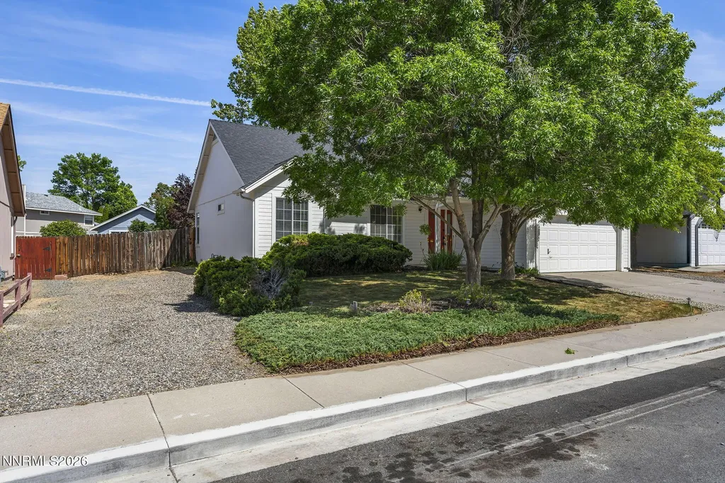 3387 Bonnyview Carson City NV 89701