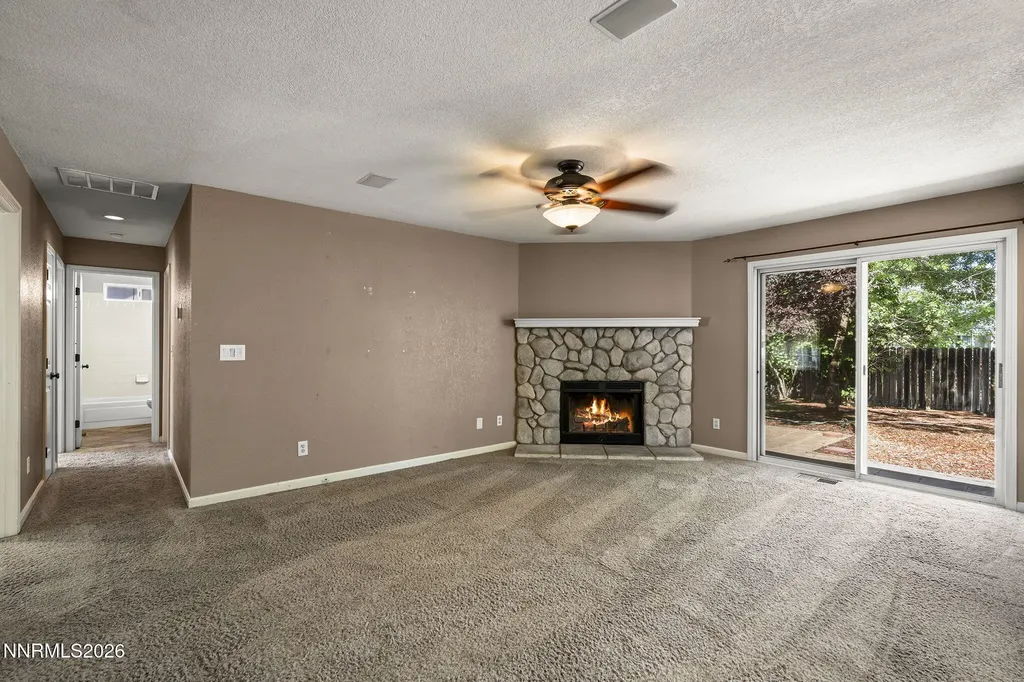 3387 Bonnyview Carson City NV 89701