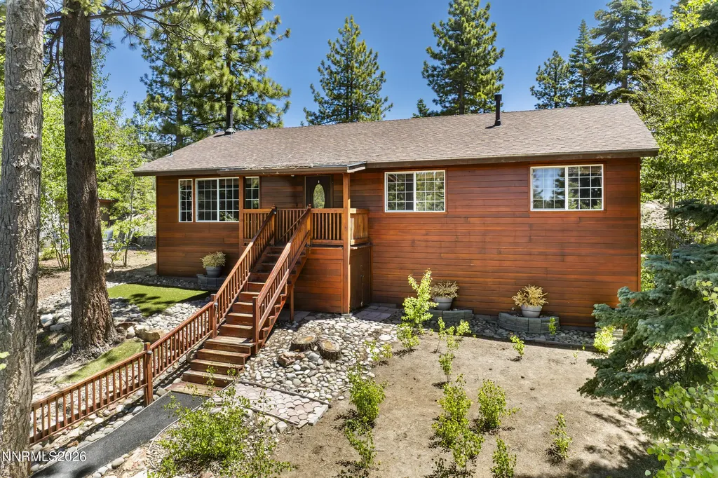111 Roxanne Stateline NV 89449