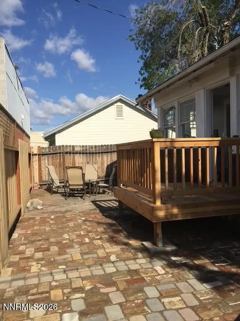 127 Pueblo Reno NV 89502