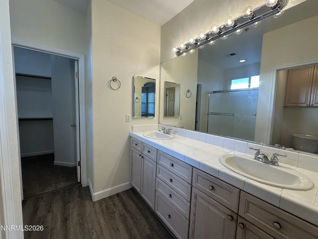 6227 Ingleston Sparks NV 89436