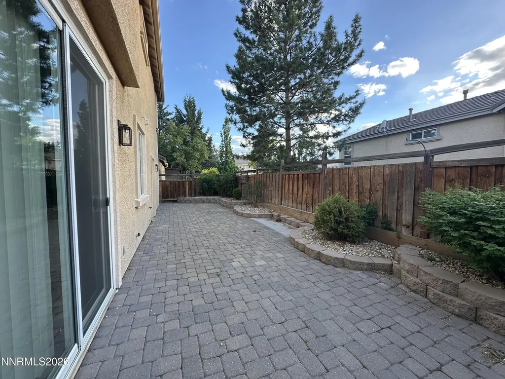 6227 Ingleston Sparks NV 89436