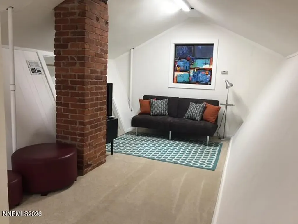 127 Pueblo Reno NV 89502