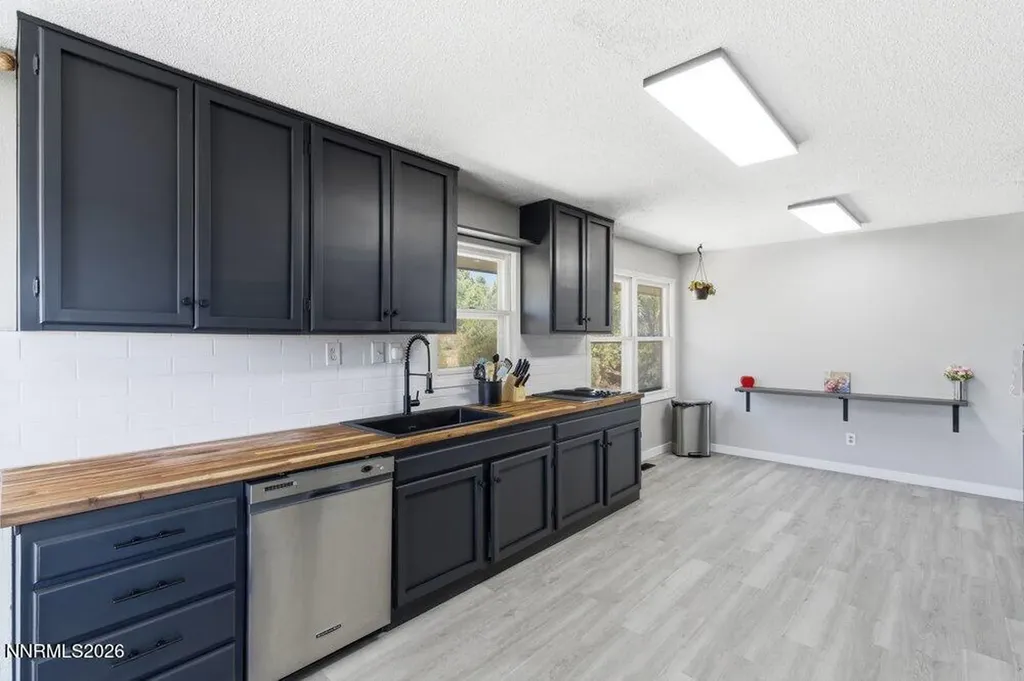 2255 Sutro Reno NV 89521