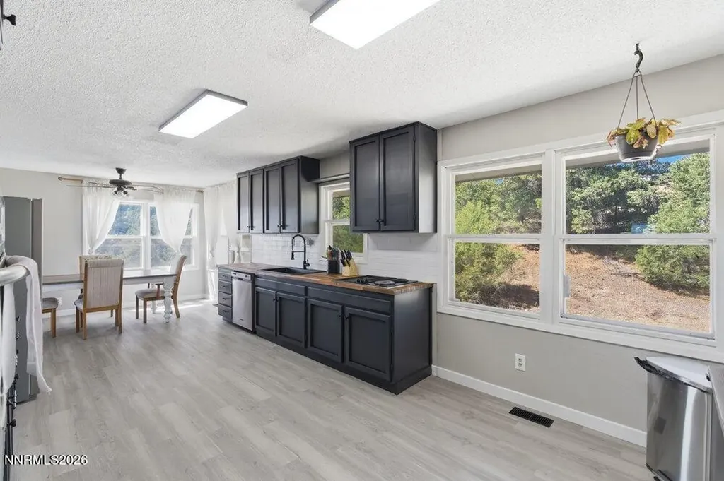 2255 Sutro Reno NV 89521