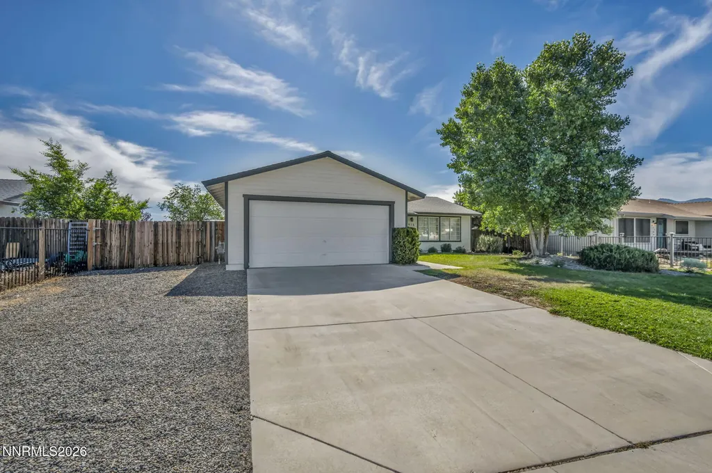 918 Nicole Dayton NV 89403