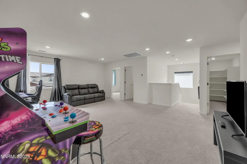 8942 Elk Ravine Reno NV 89506