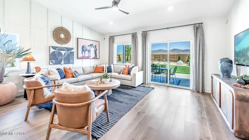 657 Fraser Dayton NV 89403