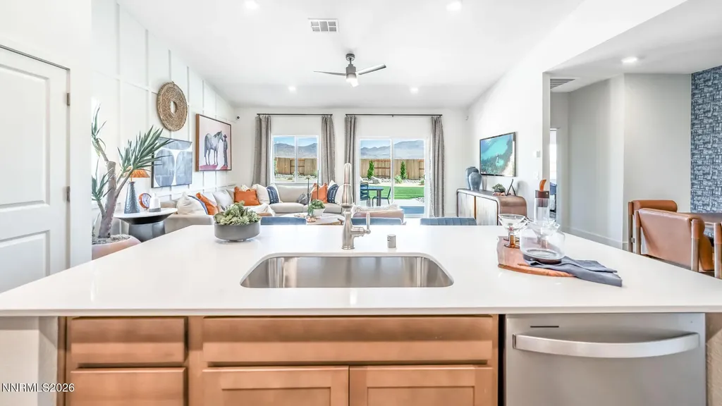 657 Fraser Dayton NV 89403