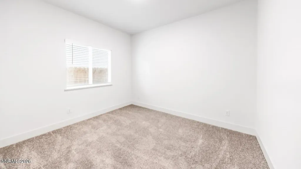 4224 Spotted Leaf Sparks NV 89436