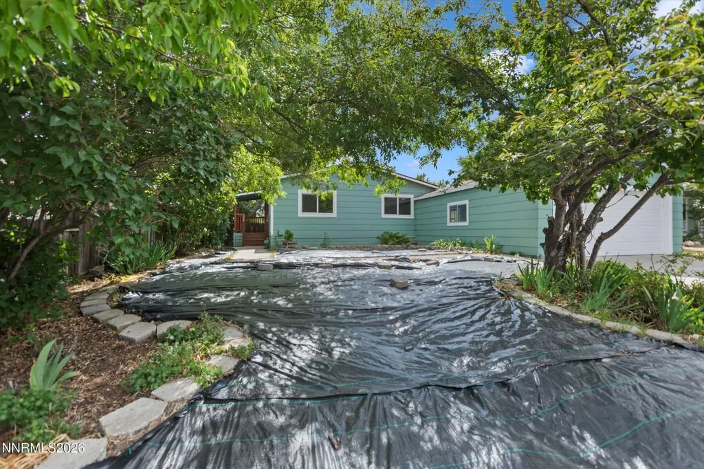 1077 Jewell Carson City NV 89701