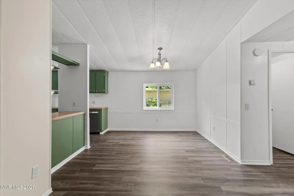 1077 Jewell Carson City NV 89701