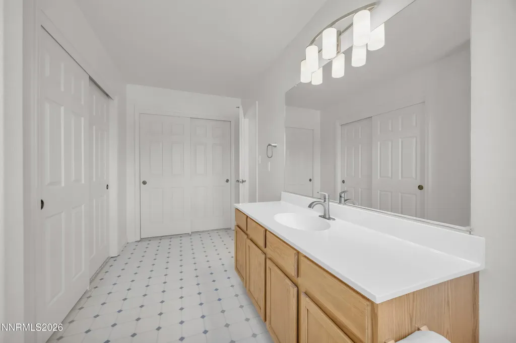 167 Richard Springs Sparks NV 89436