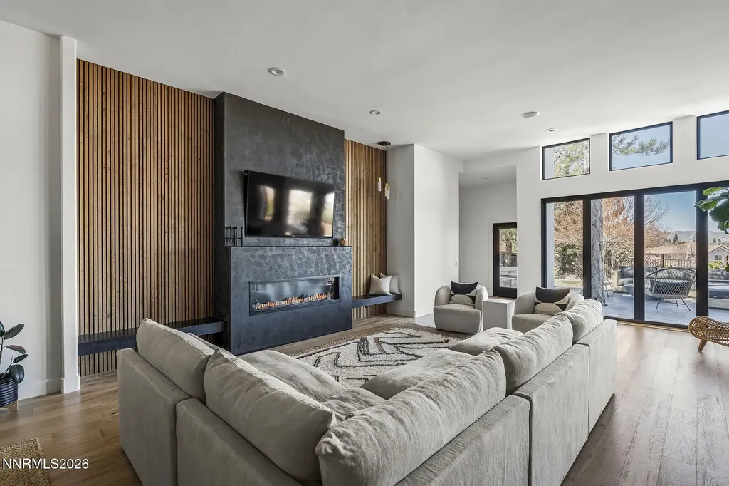 4425 Dant Reno NV 89509