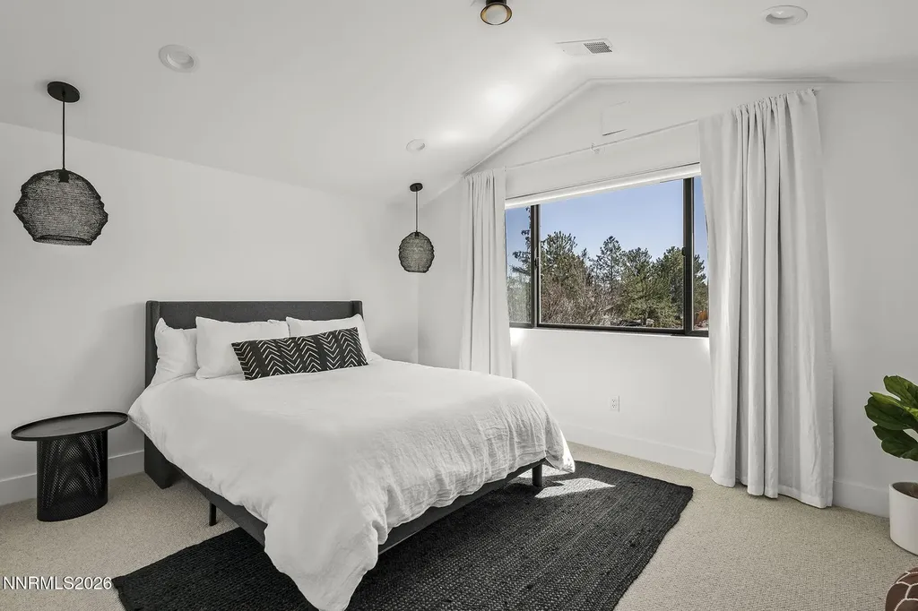 4425 Dant Reno NV 89509