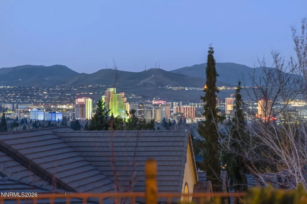 4425 Dant Reno NV 89509